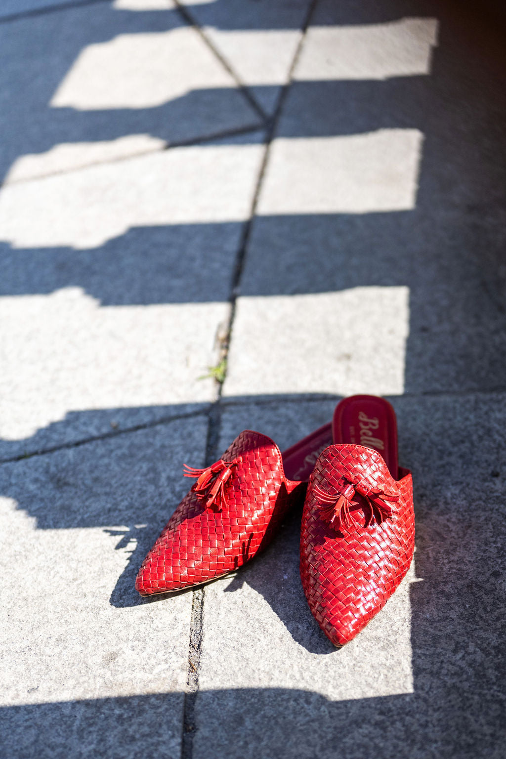 SHOOTINGSCHUH Red Woven Tassel Mules 41