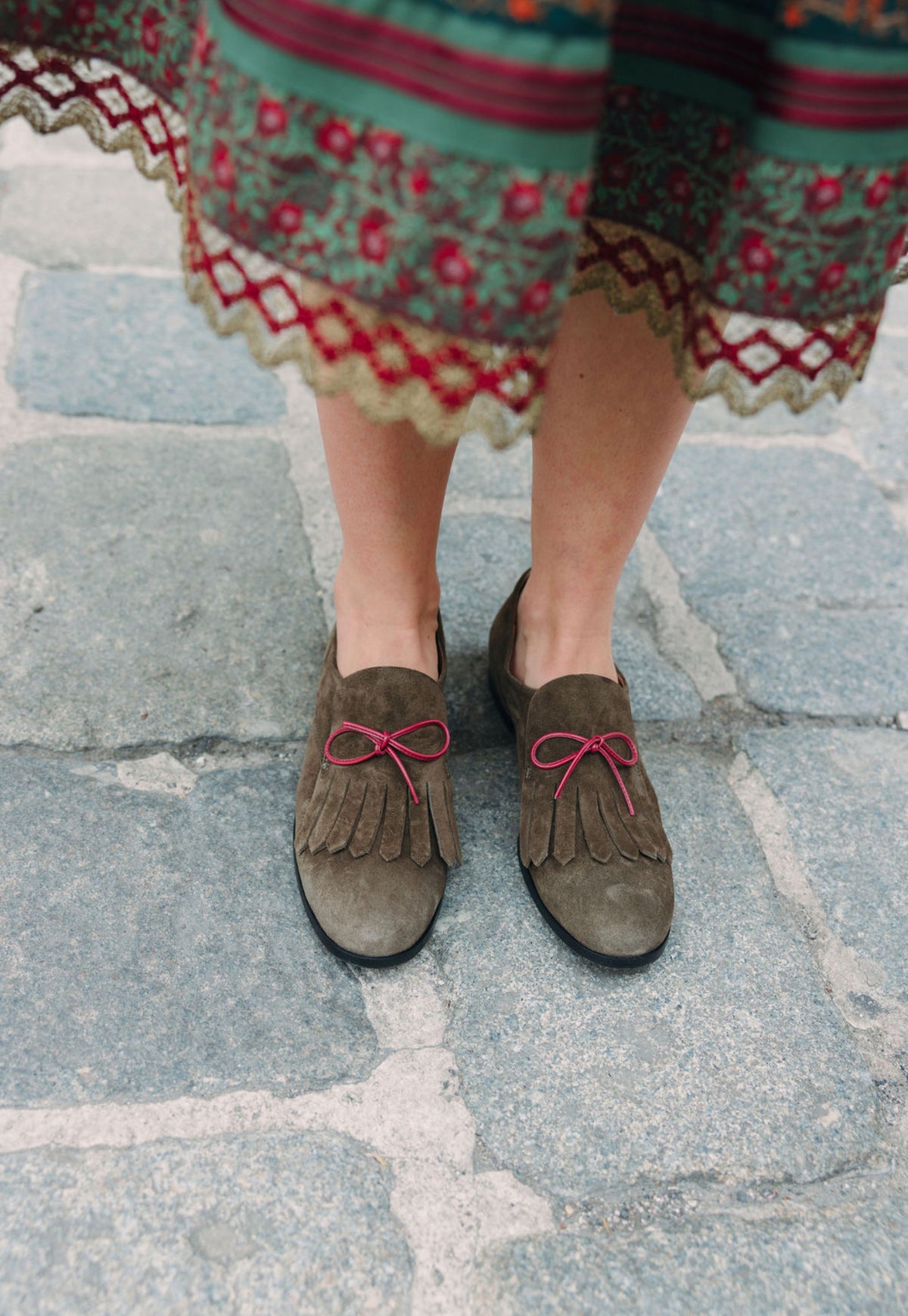 SHOOTINGSCHUH Oliva Fringe Bowtie Loafer 41