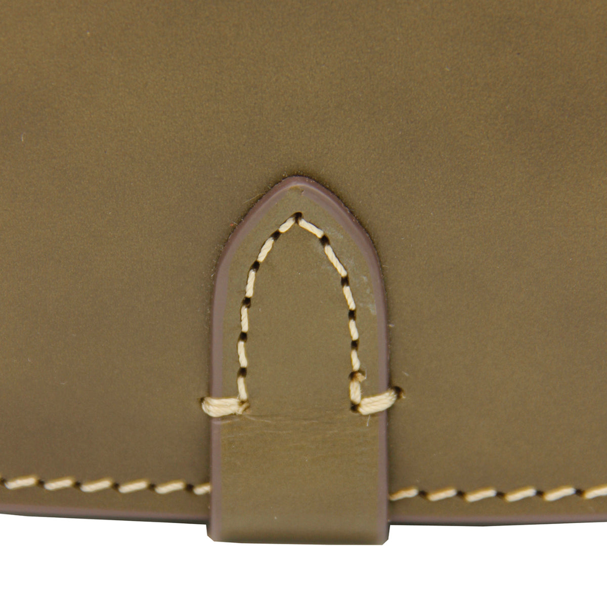 Bellas Pochette Oliva