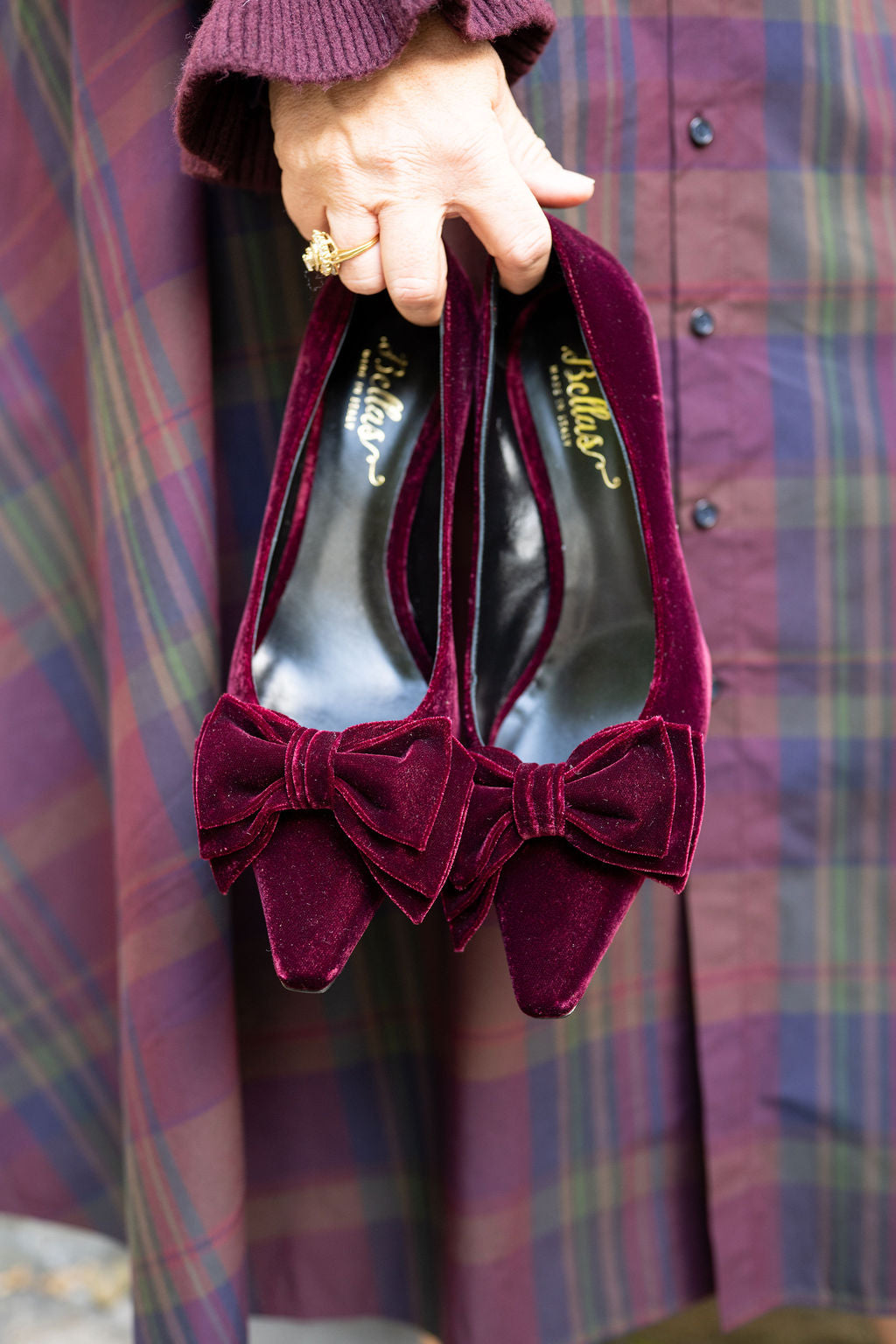 Rubino Velvet Schleifen Pumps