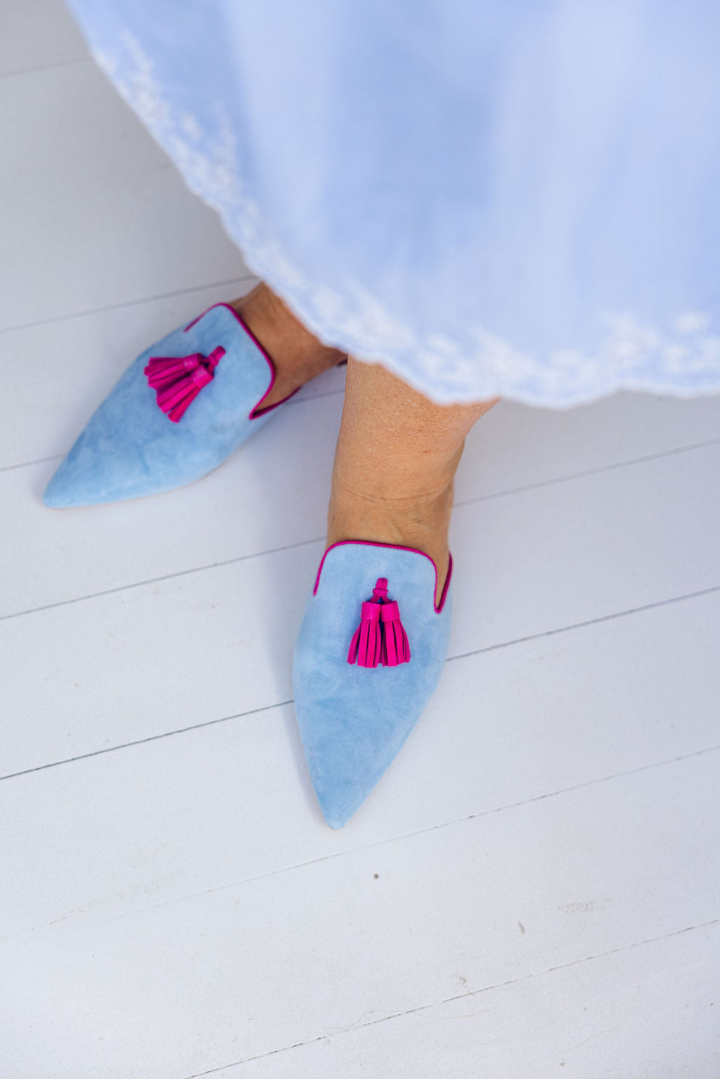 SHOOTINGSCHUH Sky-Hot Pink Tassel Mules